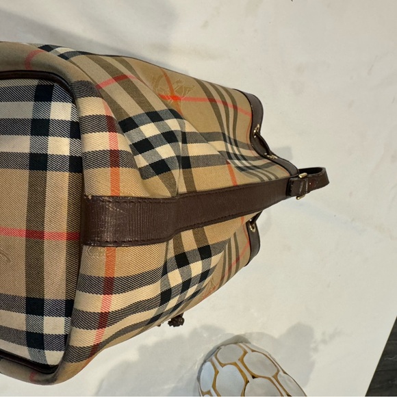 Authentic Burberry vintage bucket bag - Picture 5 of 10